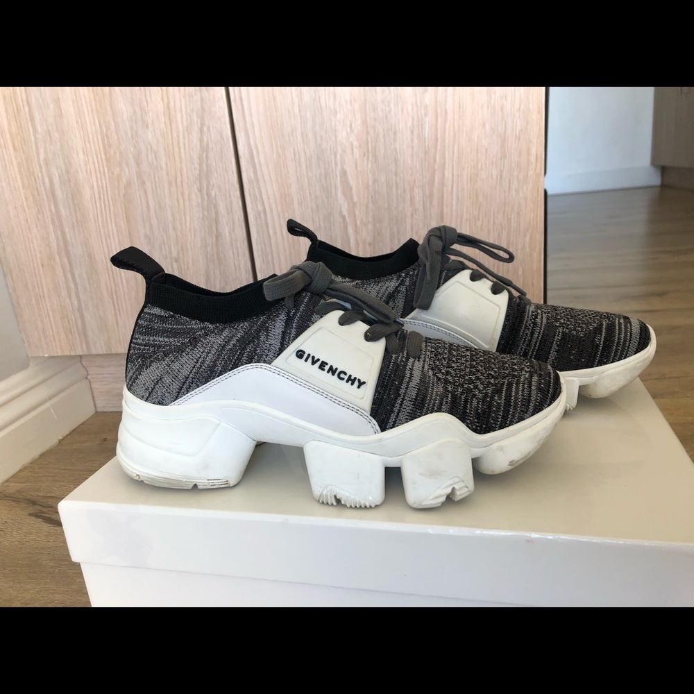 Givenchy Knitted Jaw Low Sneakers